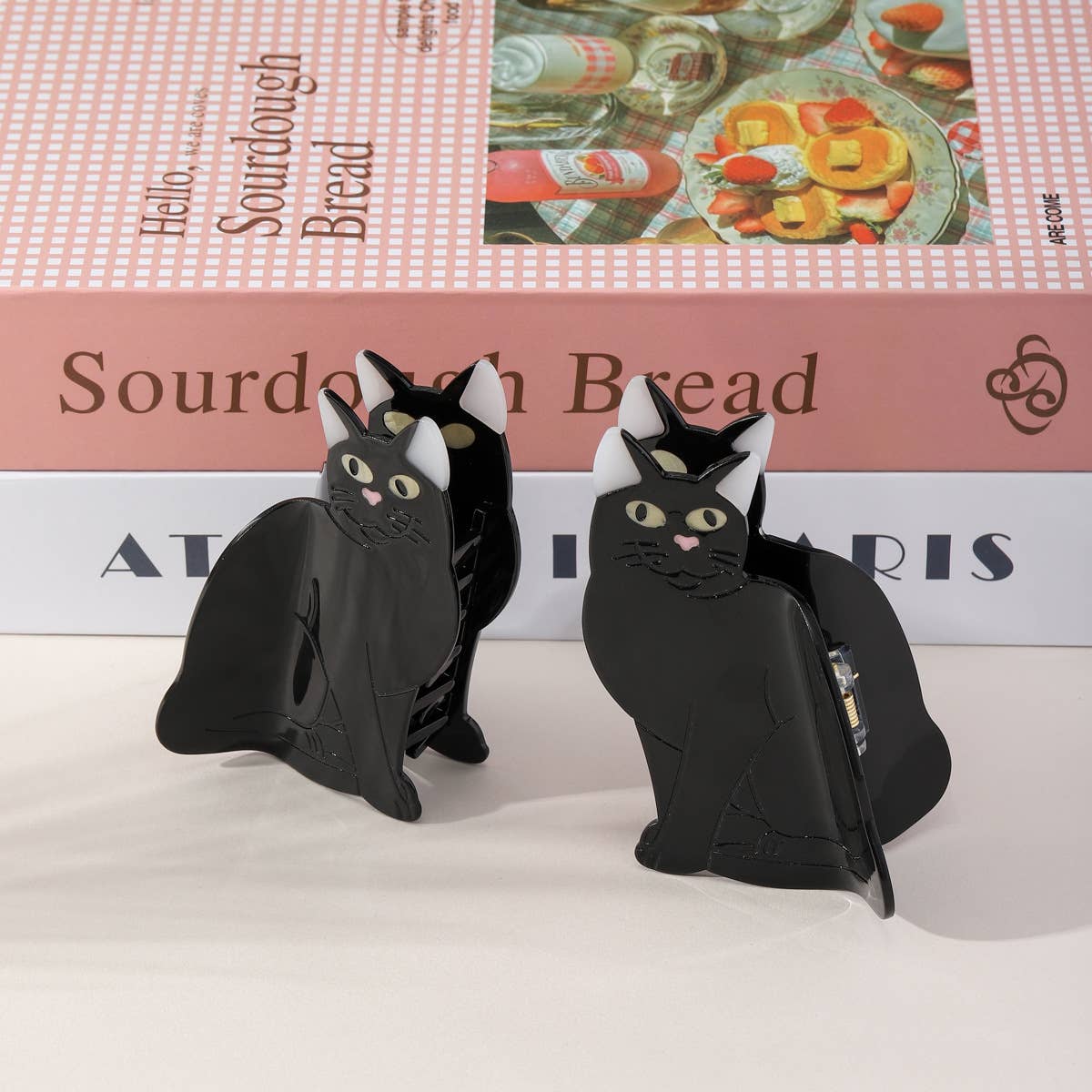 Playful Black Cat Hair Clip, Pet-Inspired Hair Accessory: Black