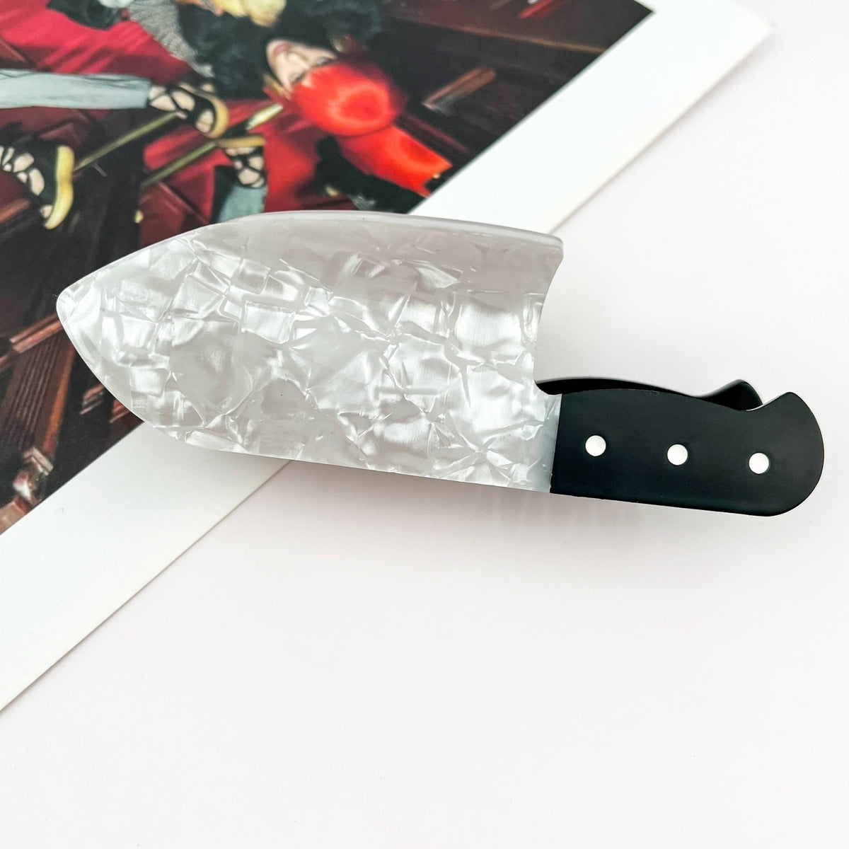 Novelty Imitation Knife Hair Claw, Halloween Party Clip: White