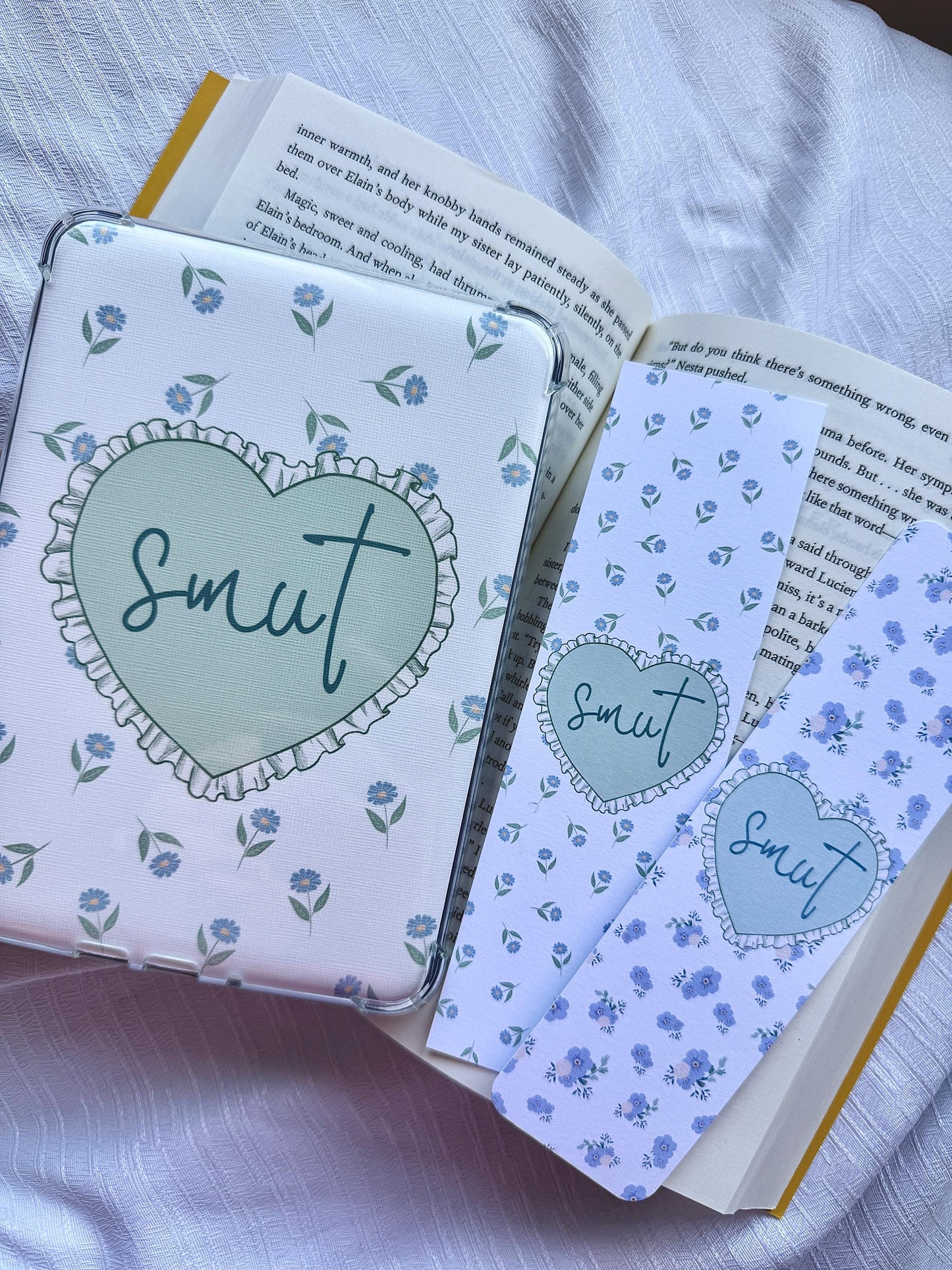 Smut Kindle Insert | Floral Heart Bookish Insert for Romance Readers & E-Book Lovers | Bookish Decor for Kindle | Bookish Gift for Readers