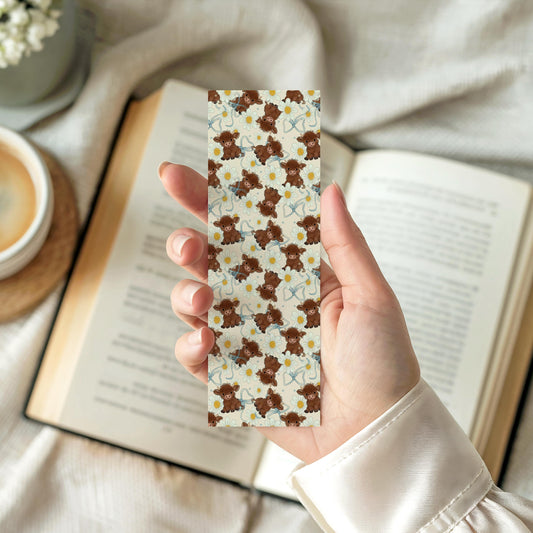 Highland Cow Bookmark | Cute Cow Bookmark | Cottagecore Bookmark | Floral Bookmark | Animal Lover Gift | Book Lover Gift |